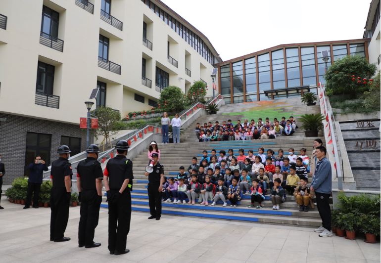 企业微信截图_17303422717646.png 企业微信截图_17303422717646.png